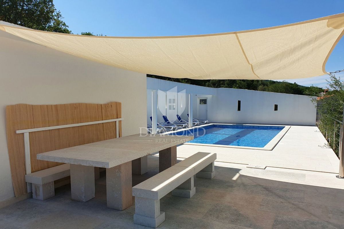 Rabac, Labin – Casa con appartamenti con vista mare