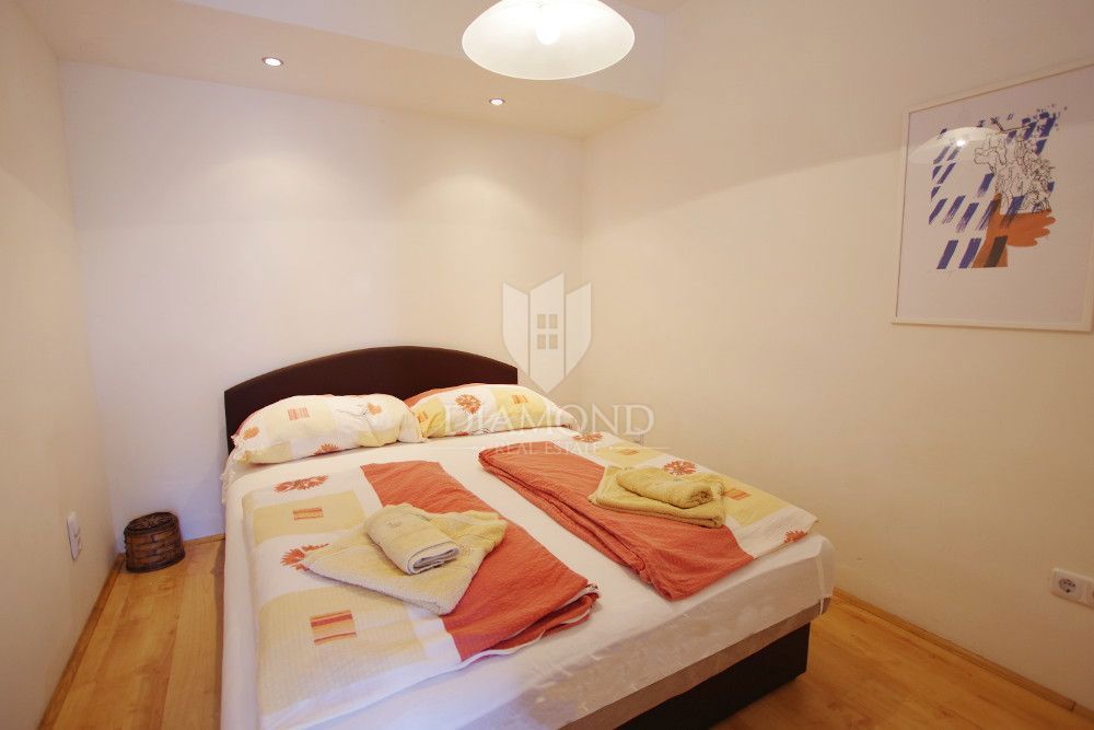 Rabac, Labin – Casa con appartamenti con vista mare