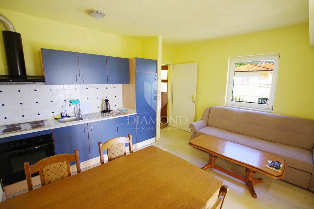 Rabac, Labin – Casa con appartamenti con vista mare