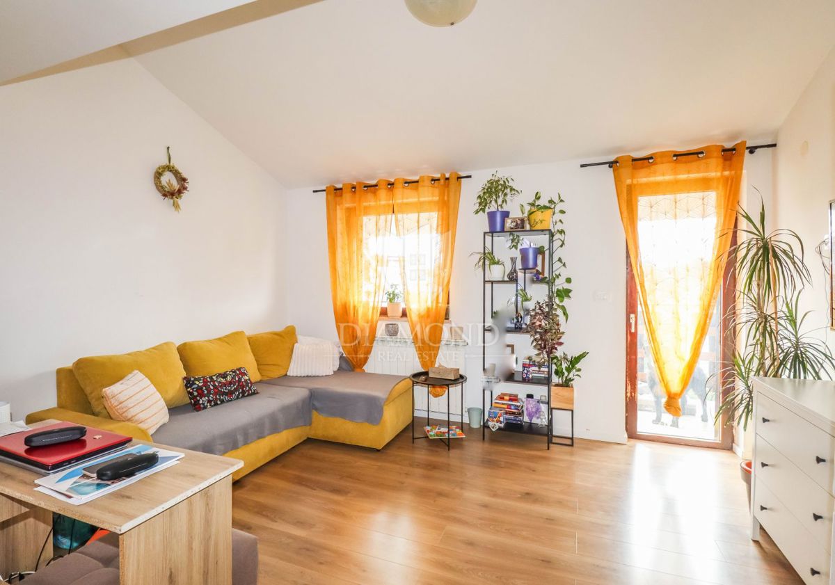 OCCASIONE! ROVIGNO! 3 APPARTAMENTI, GIARDINO, PARCHEGGIO!!!