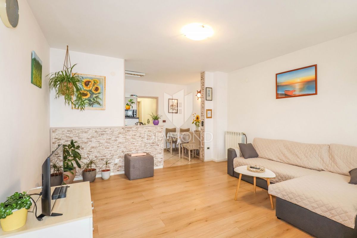 OCCASIONE! ROVIGNO! 3 APPARTAMENTI, GIARDINO, PARCHEGGIO!!!