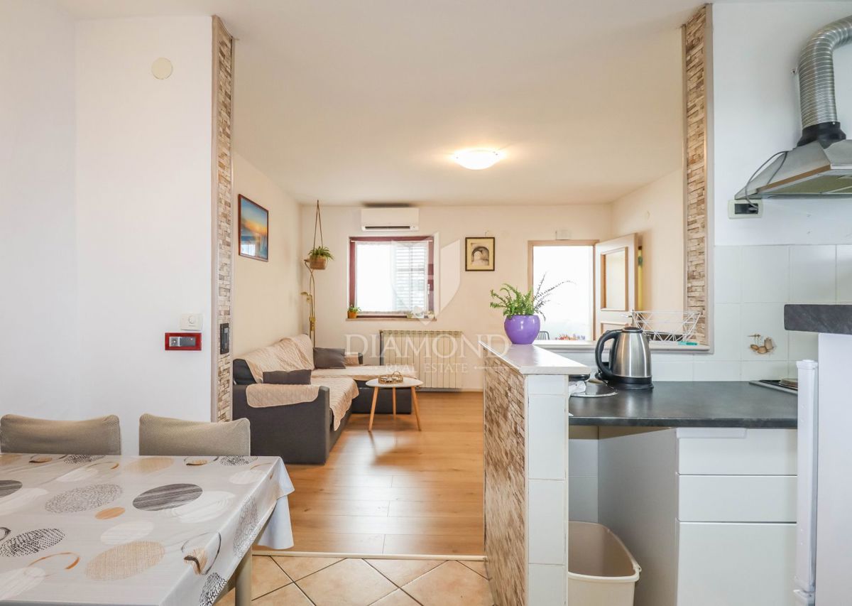 OCCASIONE! ROVIGNO! 3 APPARTAMENTI, GIARDINO, PARCHEGGIO!!!