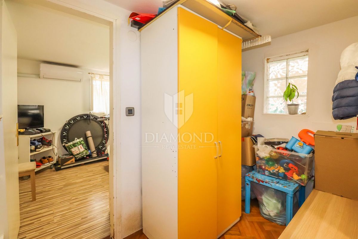 OCCASIONE! ROVIGNO! 3 APPARTAMENTI, GIARDINO, PARCHEGGIO!!!