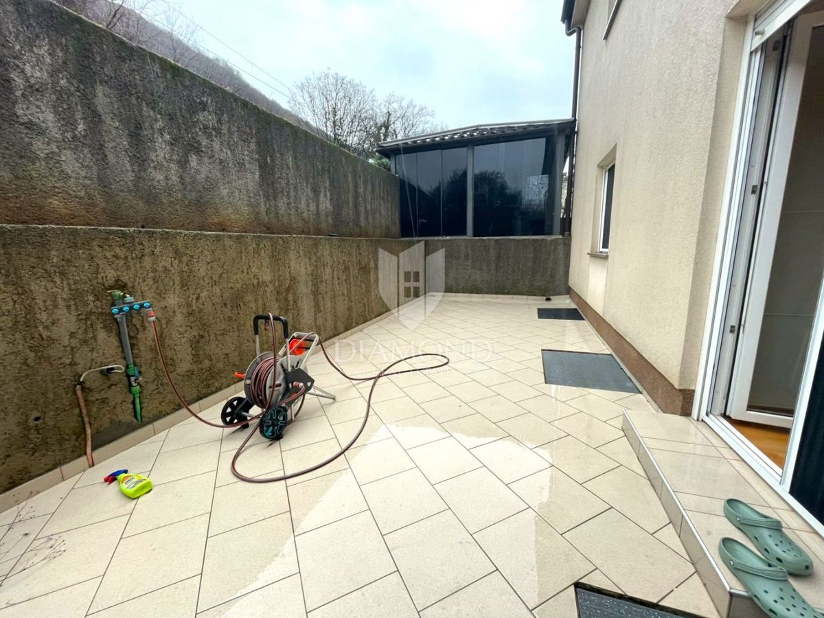 Appartamento Gornja Vežica, Rijeka, 88m2