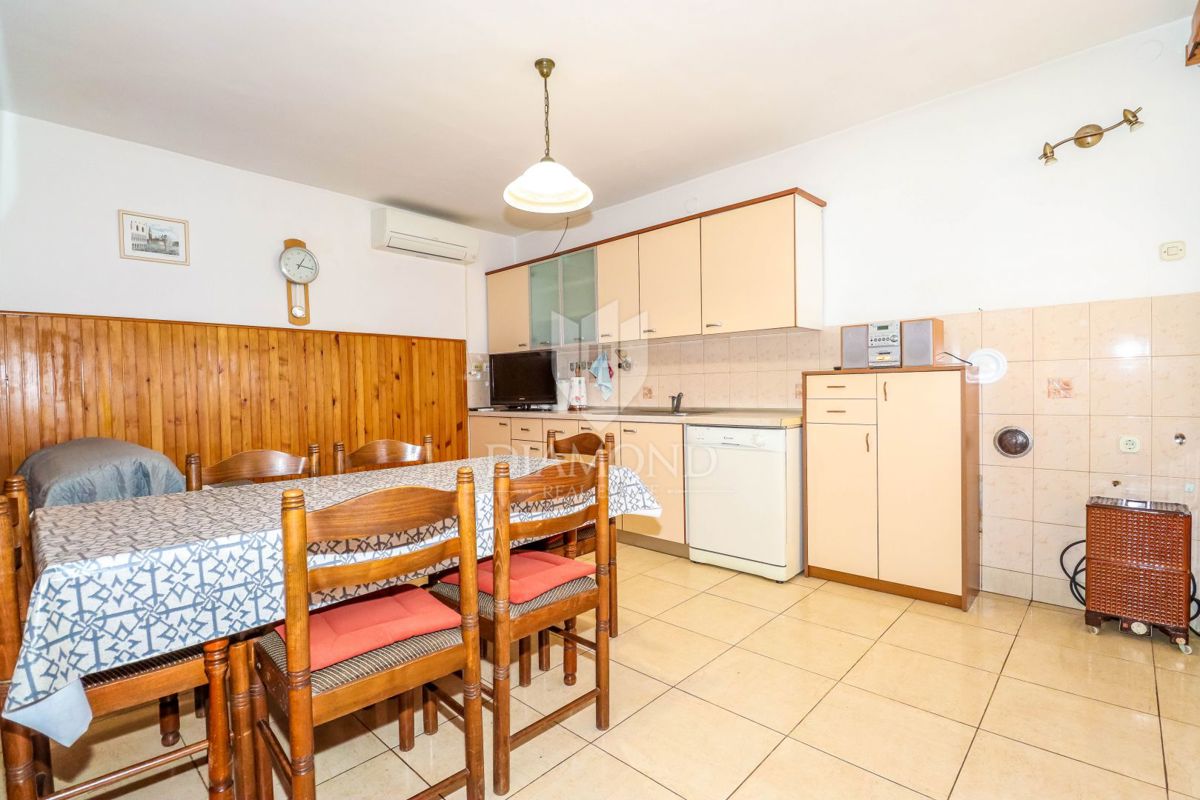 Žminj, casa di campagna per una famiglia numerosa in una posizione tranquilla