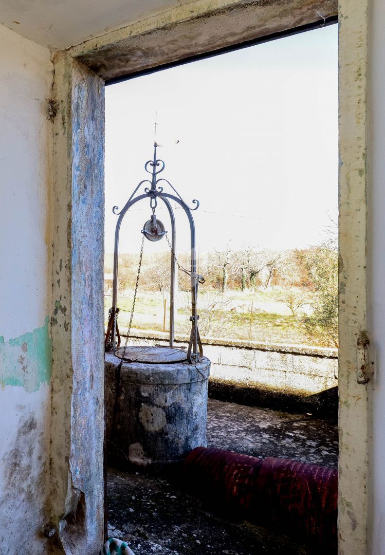 Žminj, casa di campagna per una famiglia numerosa in una posizione tranquilla