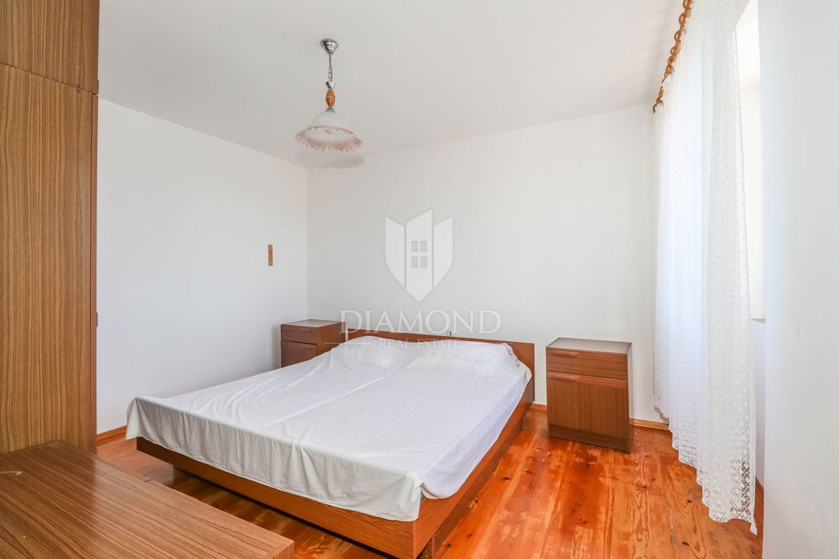 Žminj, casa di campagna per una famiglia numerosa in una posizione tranquilla