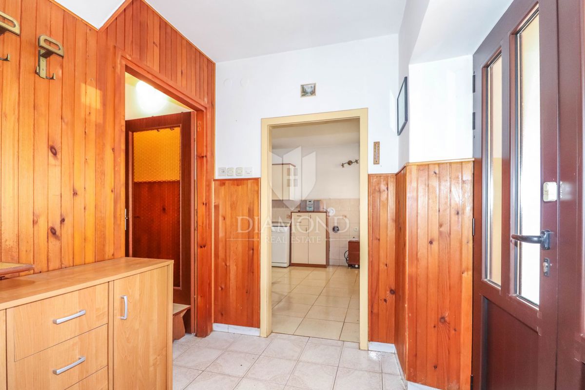 Žminj, casa di campagna per una famiglia numerosa in una posizione tranquilla