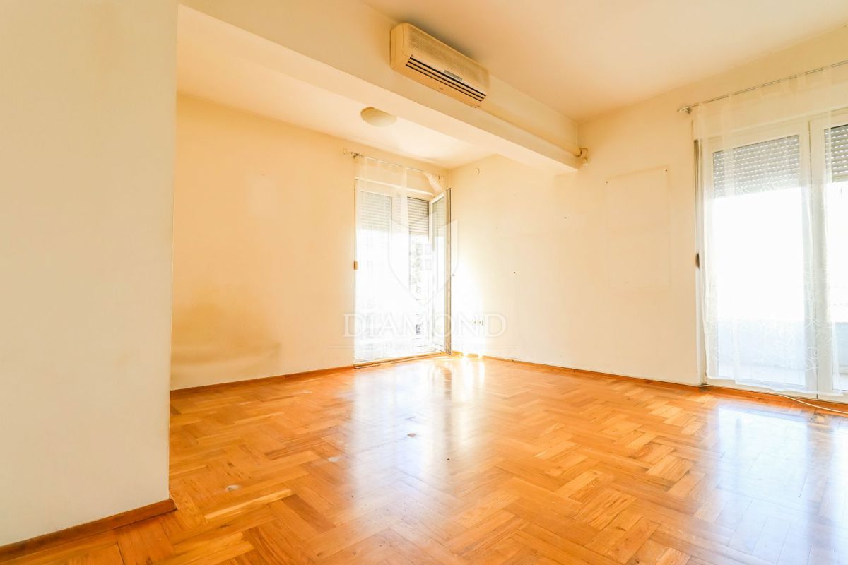 Appartamento Rudeš, Trešnjevka - Sjever, 58,74m2