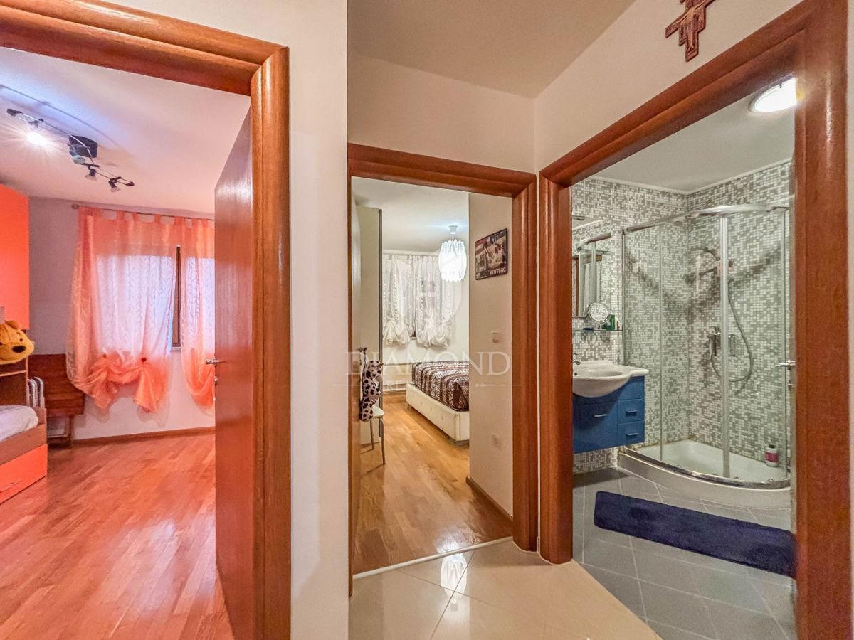 In esclusiva! Cittanova, appartamento al piano terra a 100 metri dalla spiaggia!