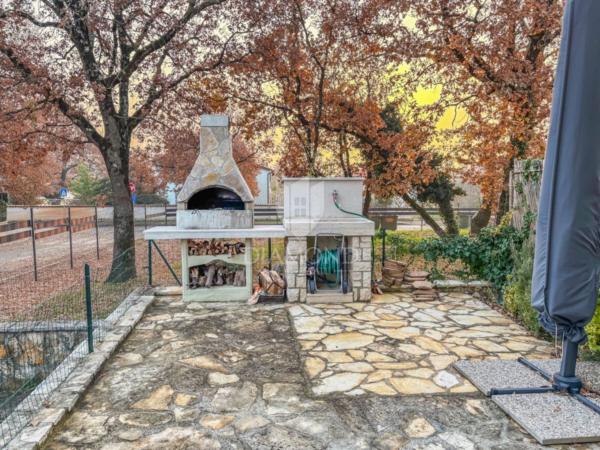 In esclusiva! Cittanova, appartamento al piano terra a 100 metri dalla spiaggia!