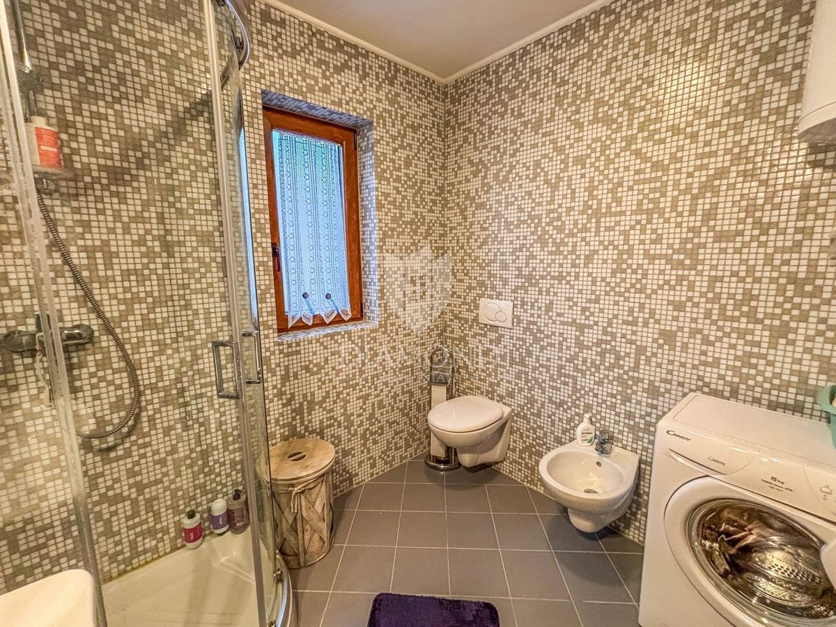 In esclusiva! Cittanova, appartamento al piano terra a 100 metri dalla spiaggia!