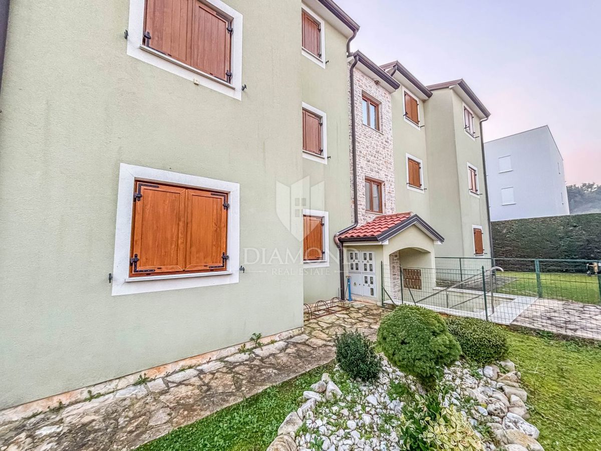 In esclusiva! Cittanova, appartamento al piano terra a 100 metri dalla spiaggia!