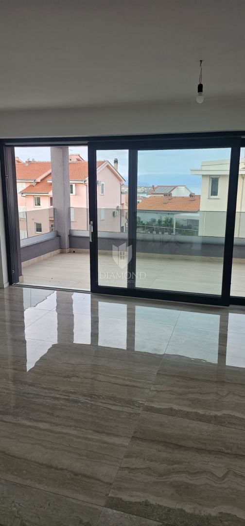 Appartamento Malinska, Malinska-Dubašnica, DA, 70m2