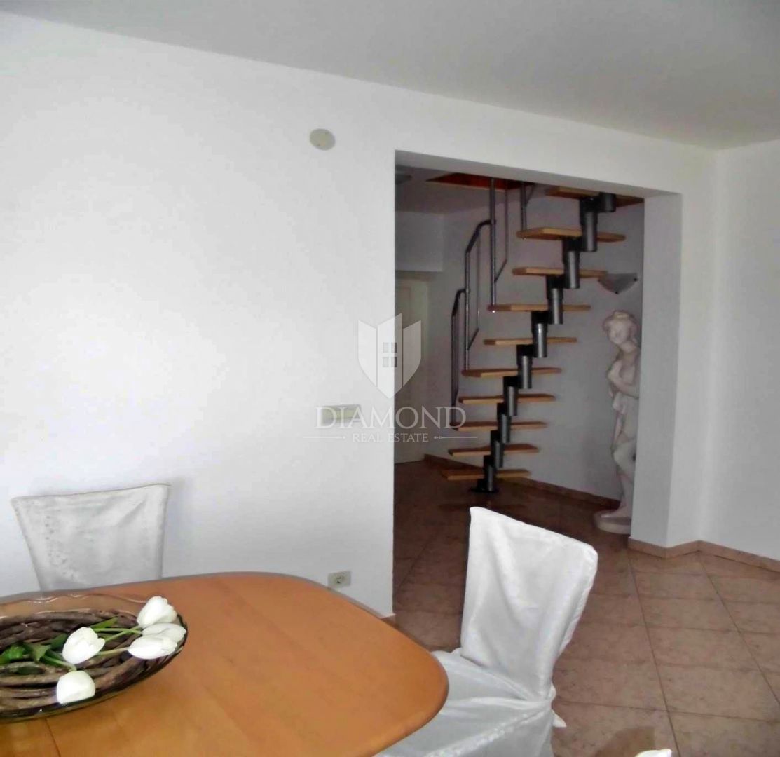 Rabac, spazioso appartamento con vista mare.