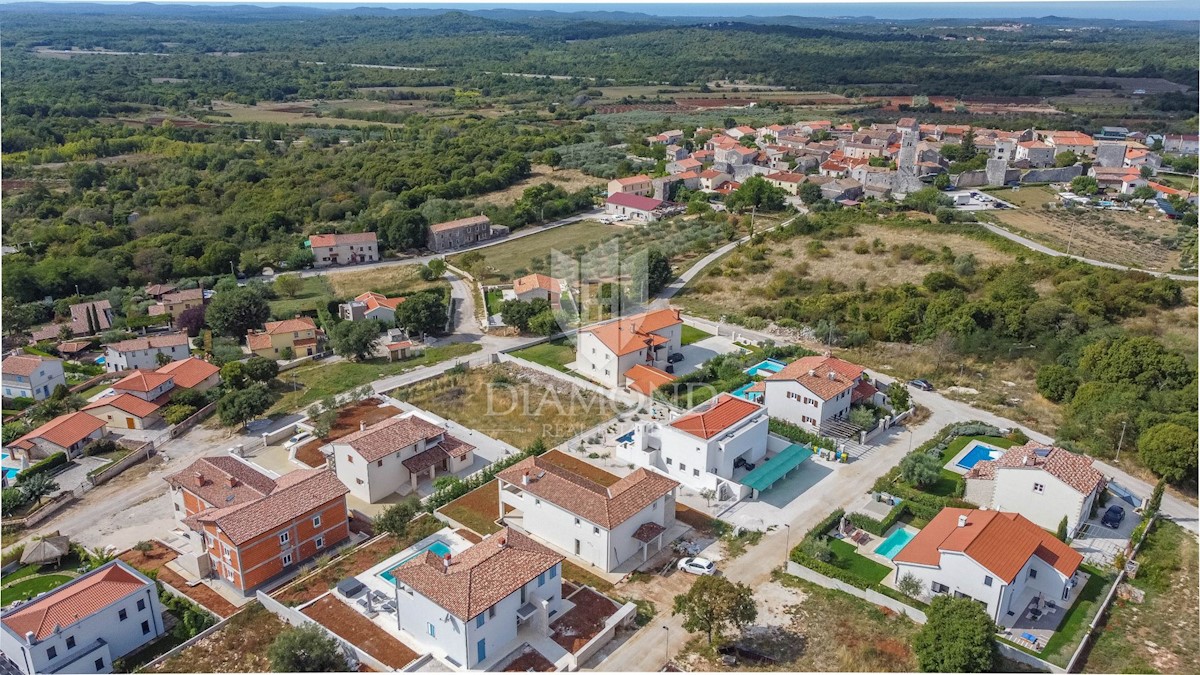 Parenzo, casa di qualità con vista panoramica