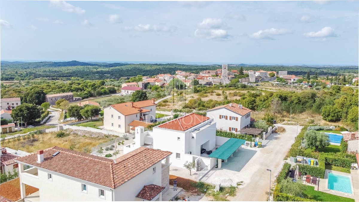 Parenzo, casa di qualità con vista panoramica