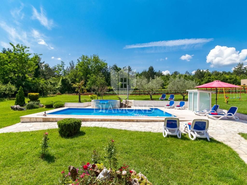 Montona, dintorni, casa vacanze con piscina e ampio giardino