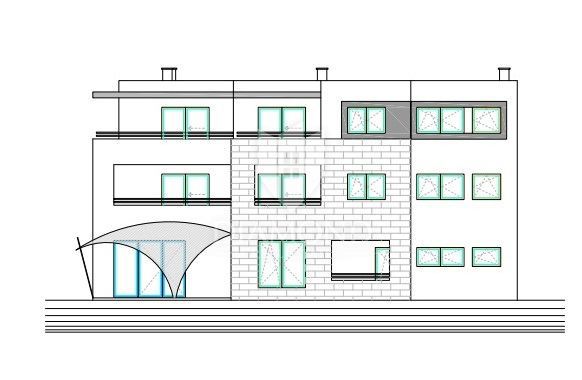 Cittanova, dintorni! Terreno con un progetto per costruire un ristorante e 5 appartamenti!