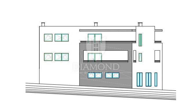 Cittanova, dintorni! Terreno con un progetto per costruire un ristorante e 5 appartamenti!