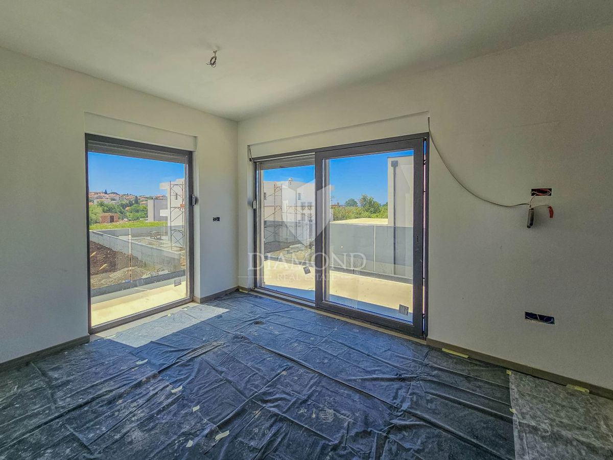 Parenzo, Tar, casa di lusso con piscina riscaldata!