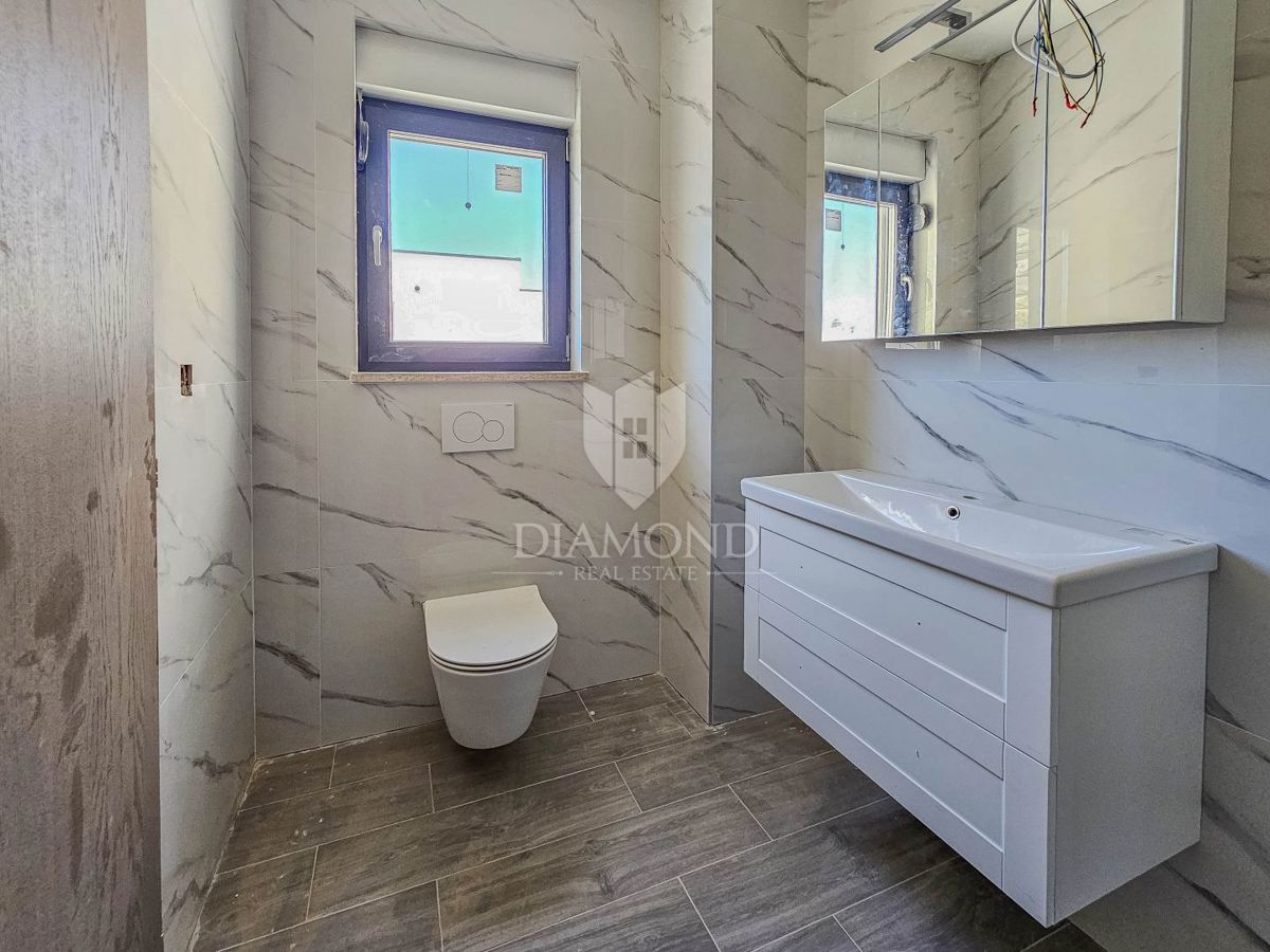 Parenzo, Tar, casa di lusso con piscina riscaldata!