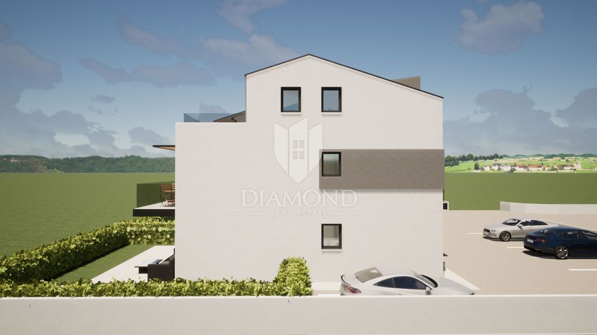 Zona Parenzo, appartamento al piano terra non lontano dal mare!