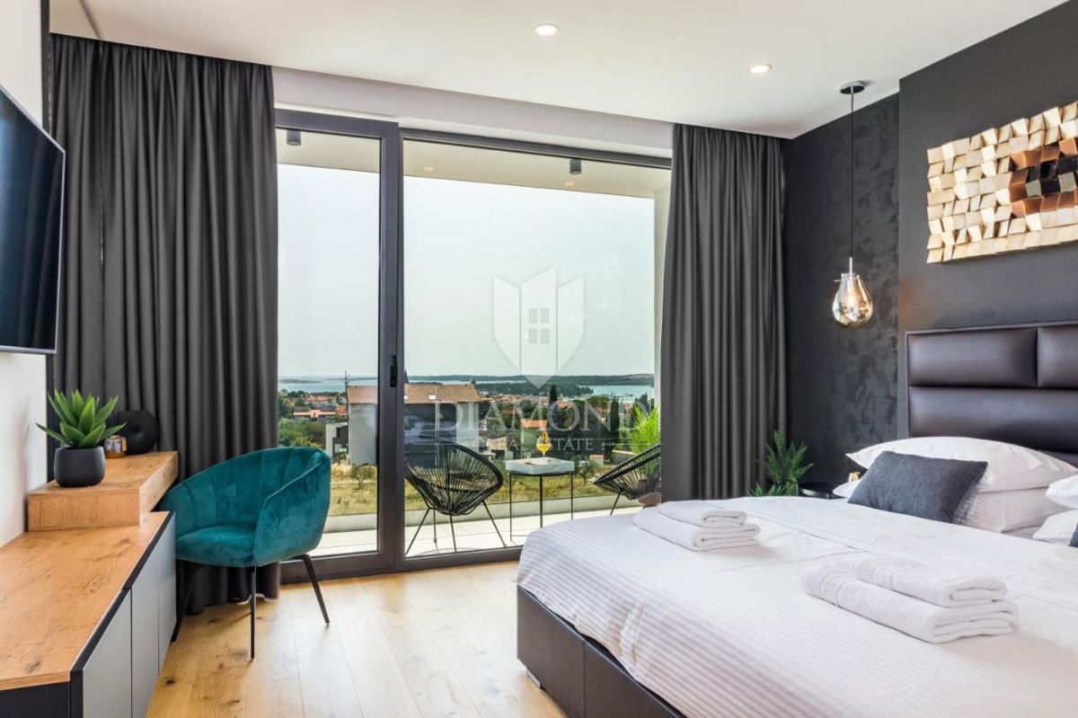 Medulin, casa di lusso con splendida vista sul mare