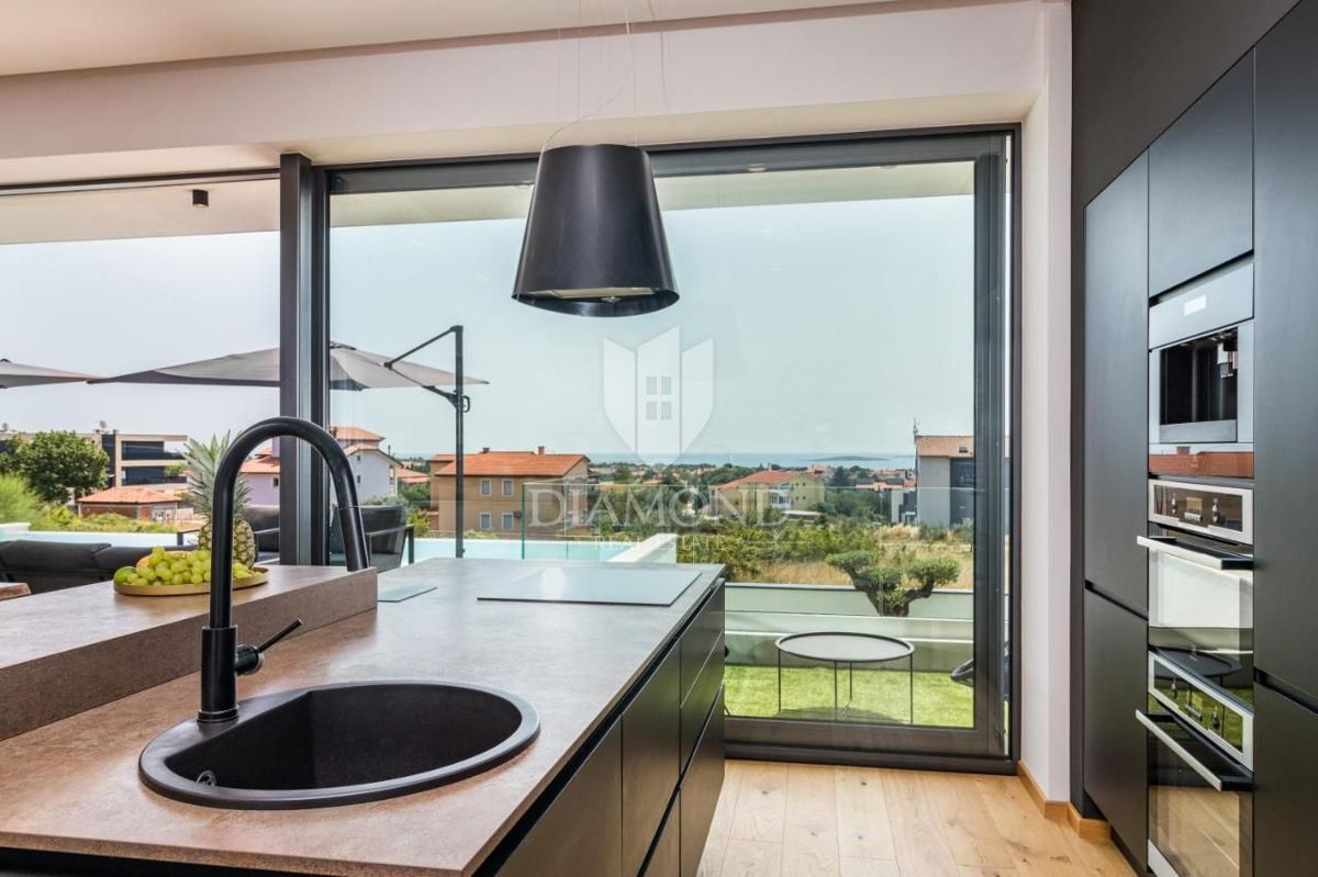 Medulin, casa di lusso con splendida vista sul mare