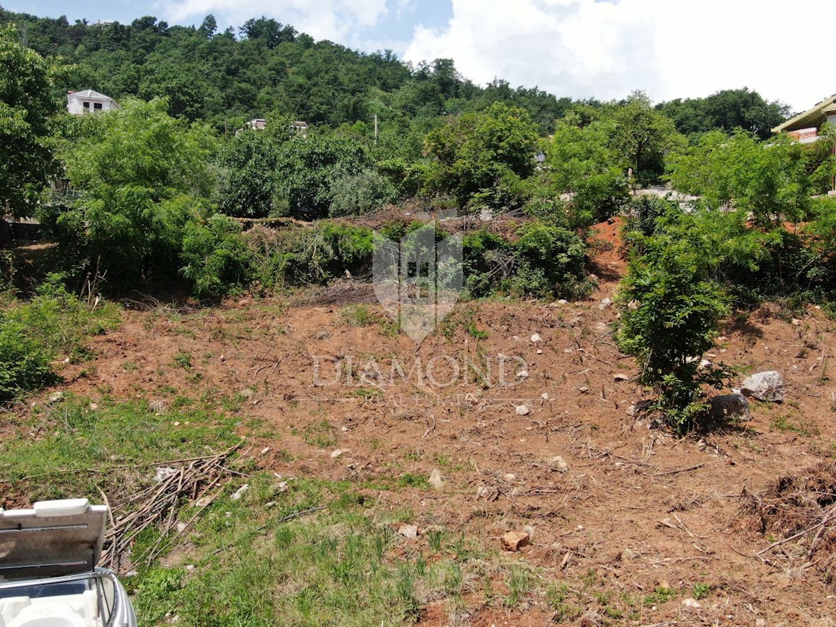 Lovran, dintorni, terreno edificabile con vista mare