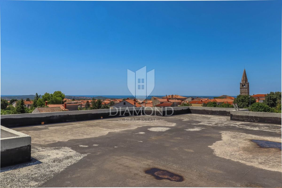 Esclusiva casa a Pola, Roh Bau, con vista panoramica sul mare
