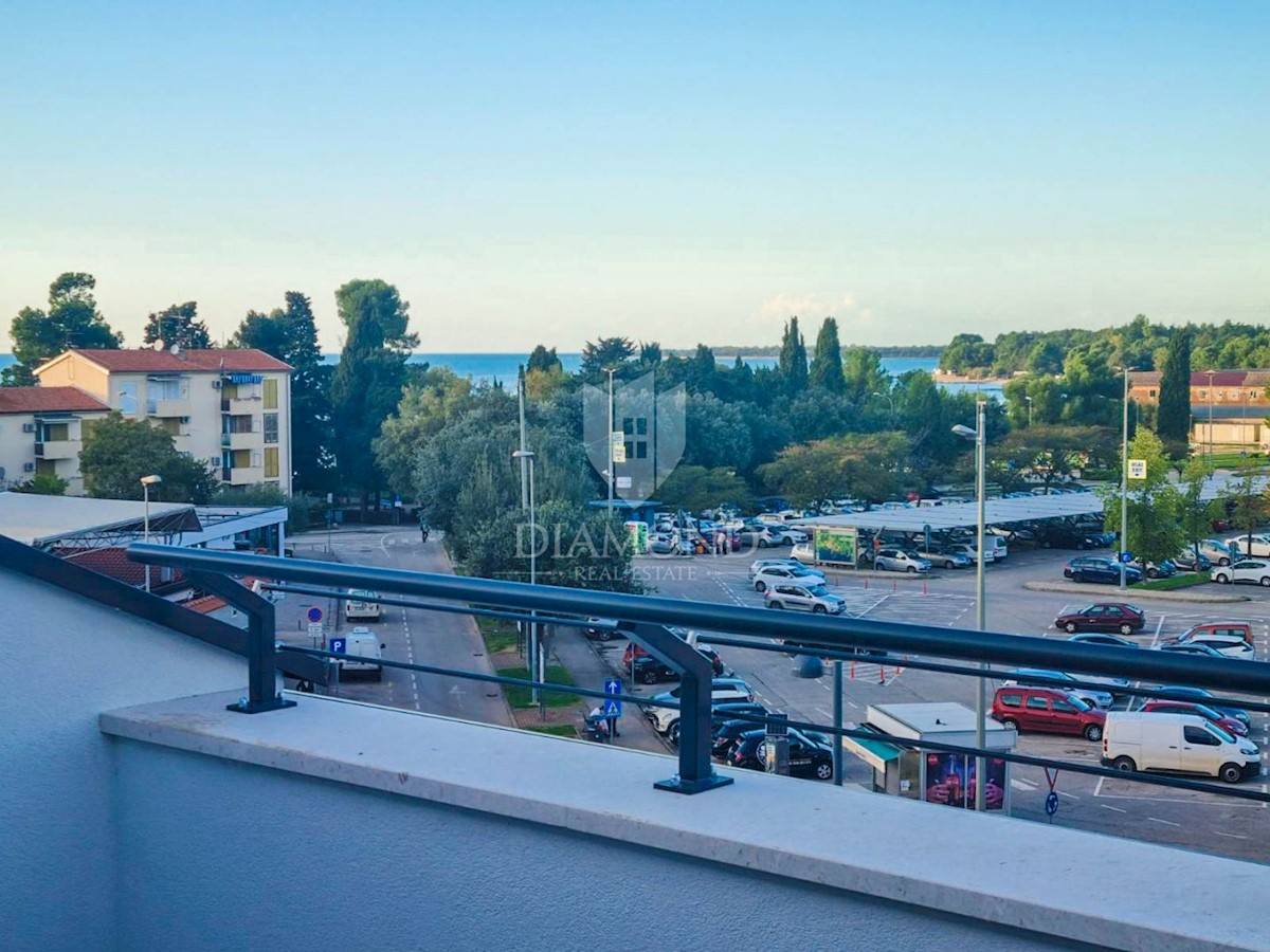 Parenzo, ATTICO nel centro della città con vista sul mare!