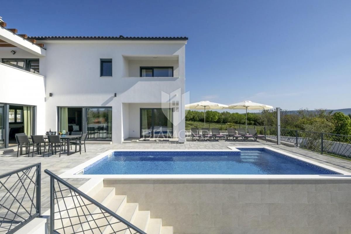 L'Istria orientale, una bellissima casa vacanze con piscina