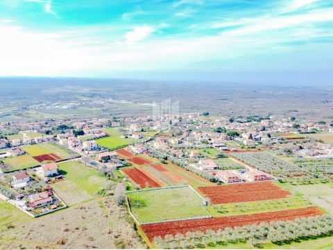 Parenzo, dintorni, 2 terreni edificabili con vista panoramica sul mare!
