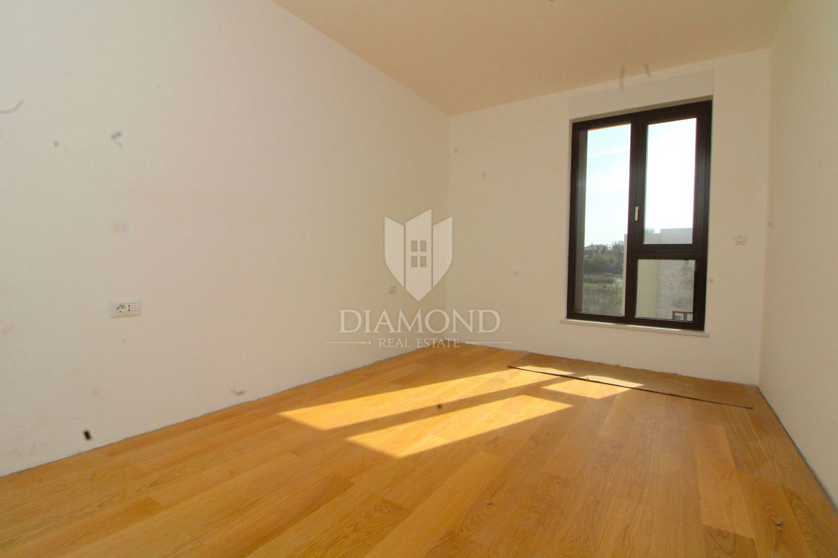 Labin, attico di lusso con vista mare 