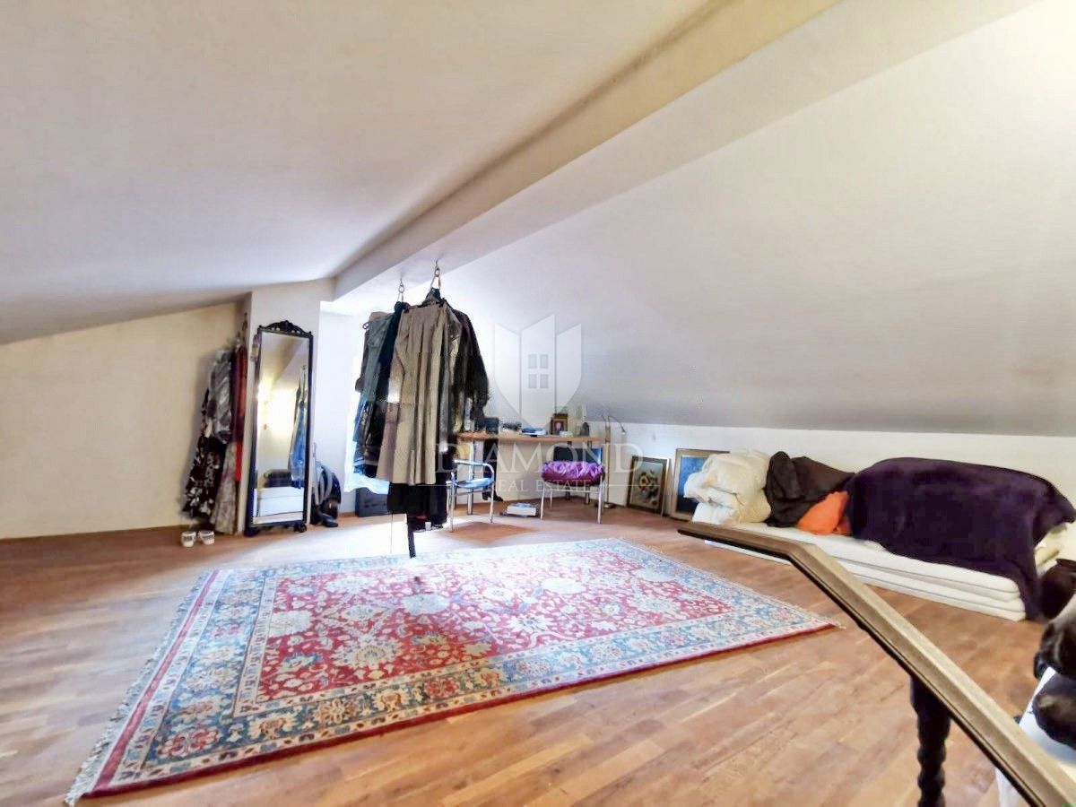 Labin, dintorni, casa in pietra ristrutturata in una posizione tranquilla