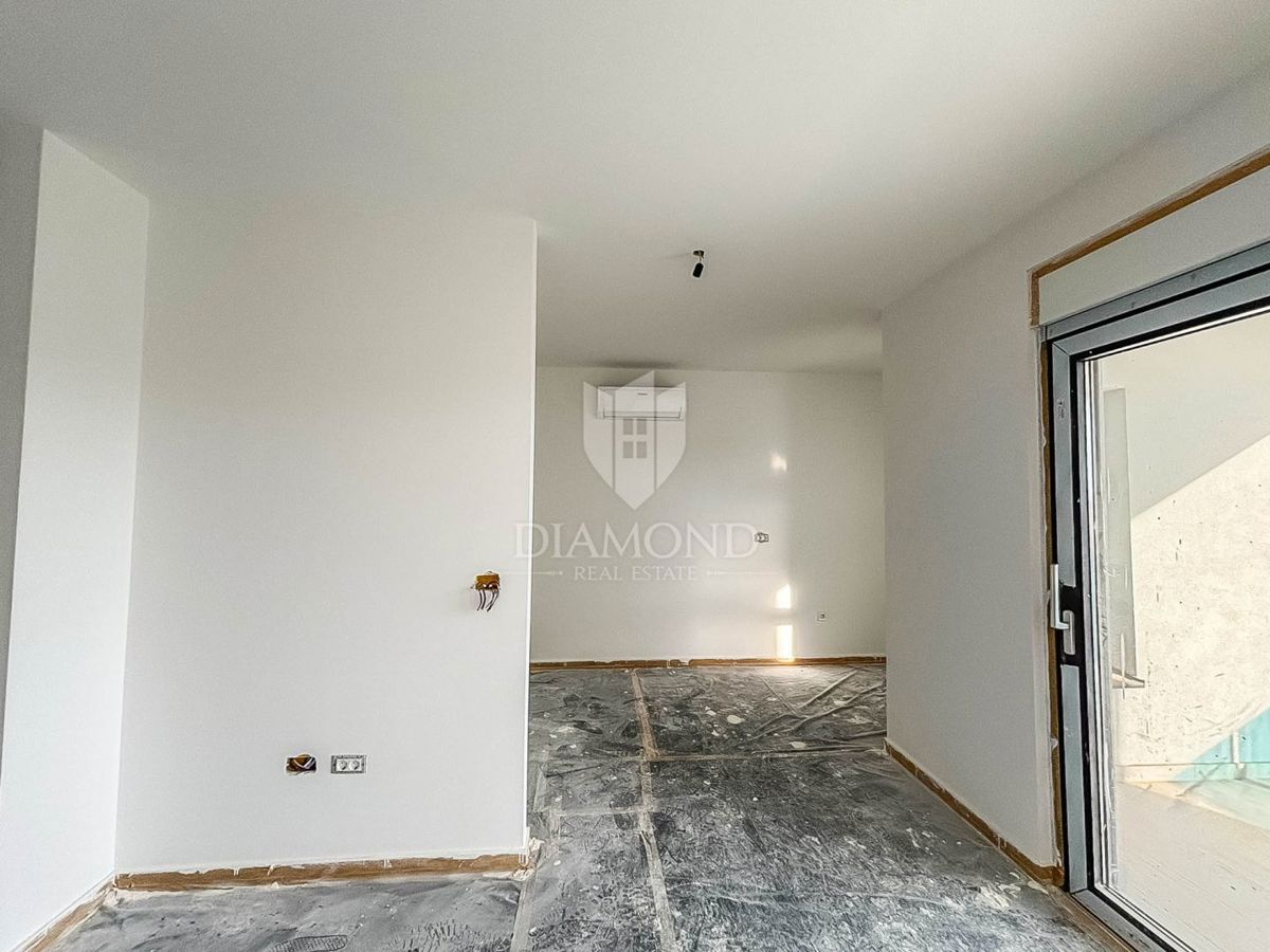 Umago, San Lorenzo, Appartamento con vista mre!