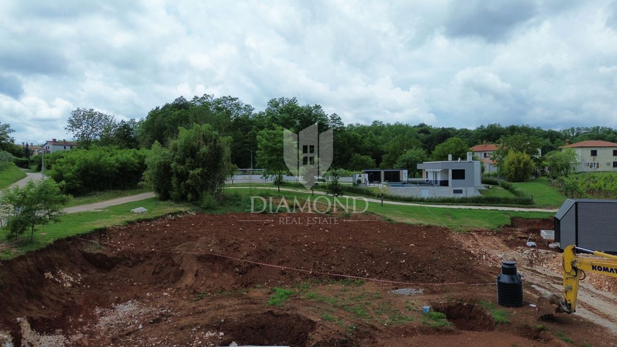 Albona, terreno edificabile attraente 