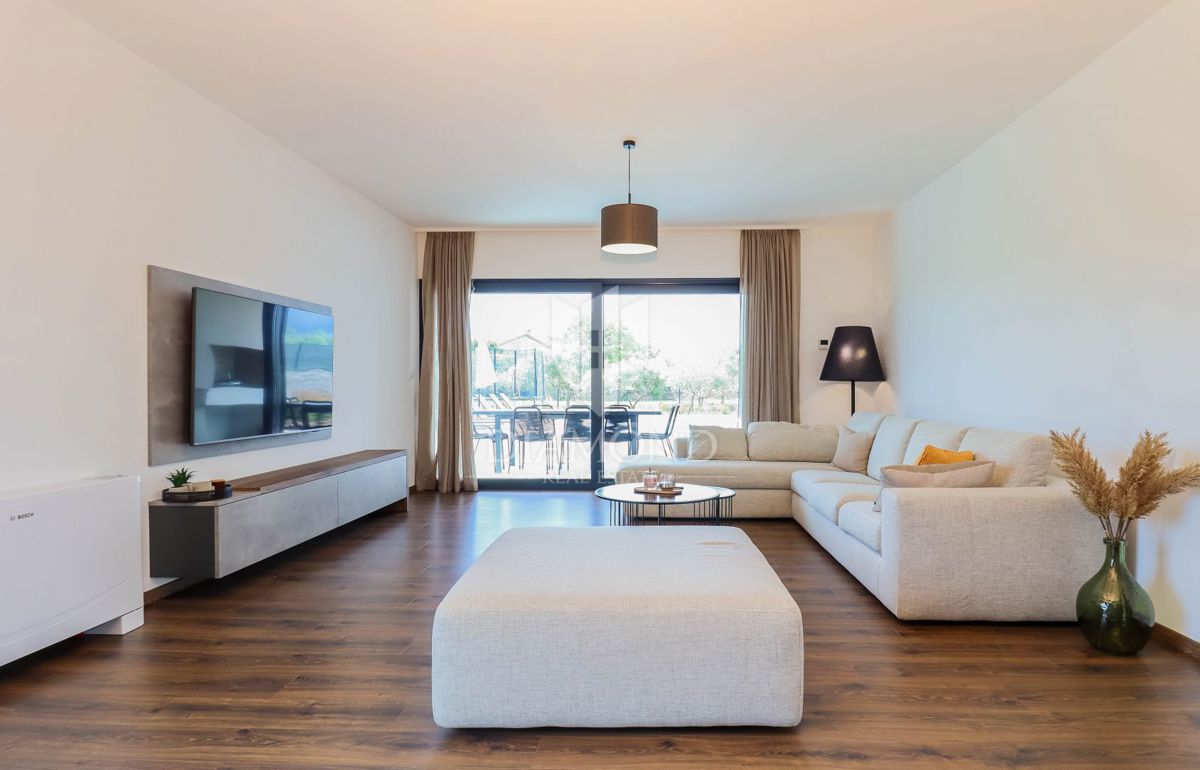 Istria, villa di lusso con piscina, 5 camere da letto