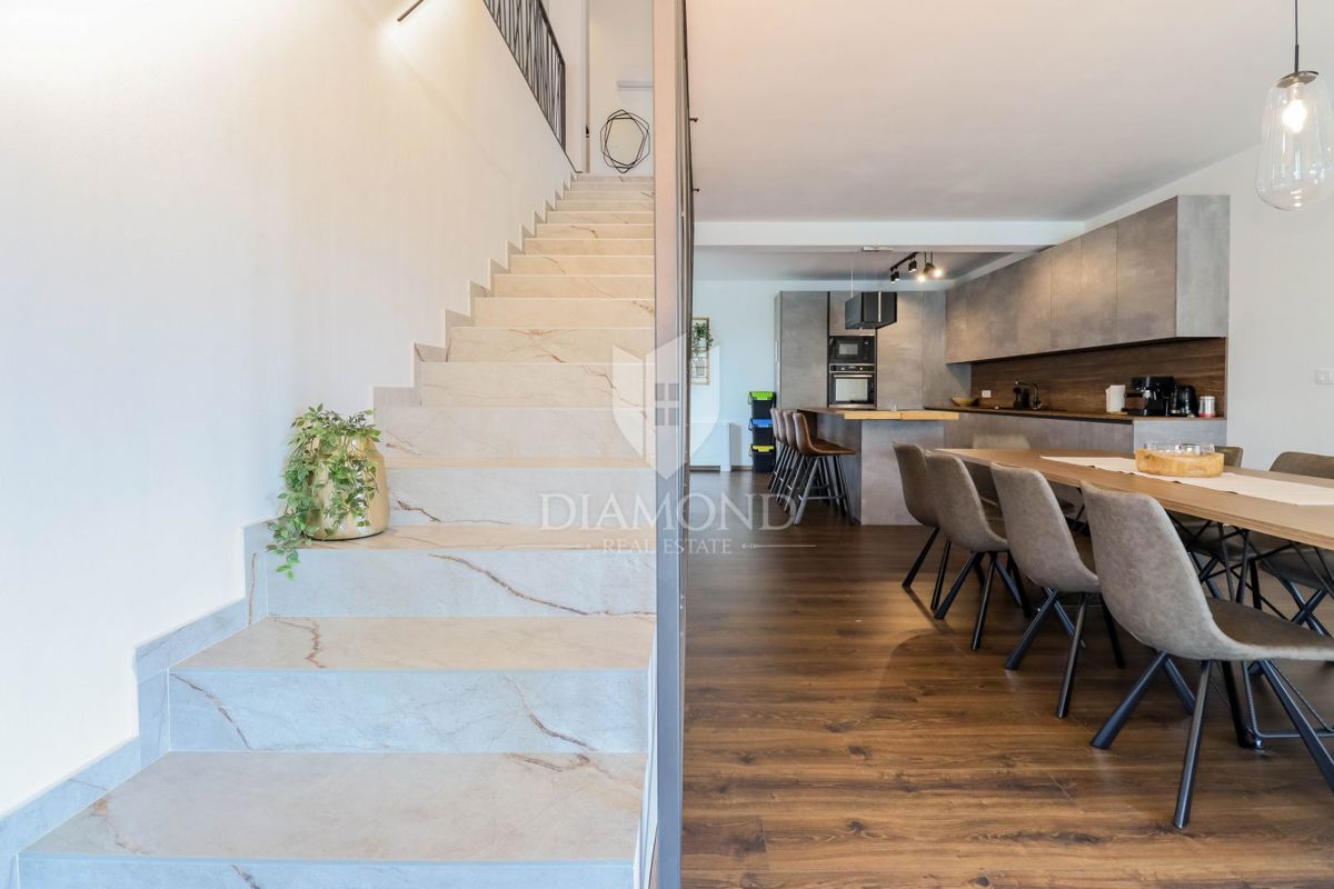 Istria, villa di lusso con piscina, 5 camere da letto