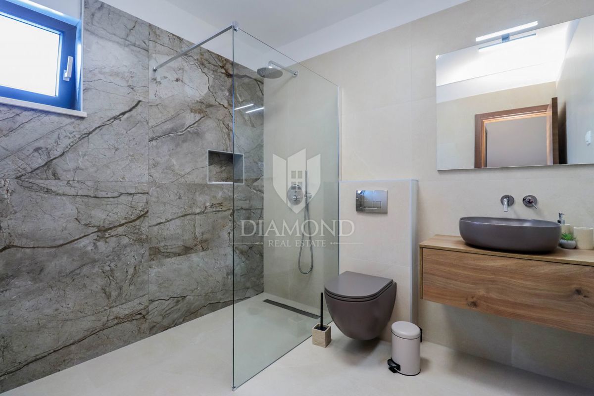 Istria, villa di lusso con piscina, 5 camere da letto