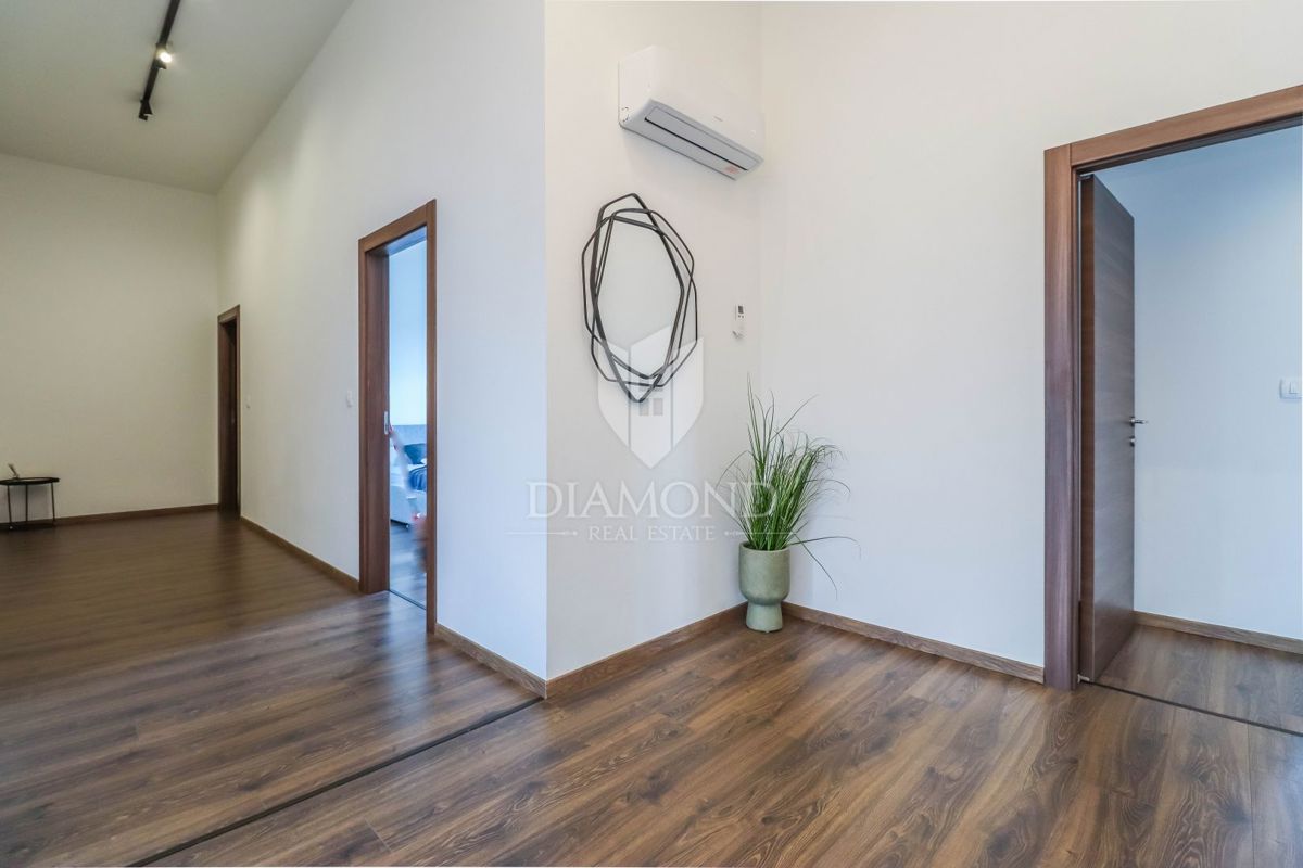 Istria, villa di lusso con piscina, 5 camere da letto