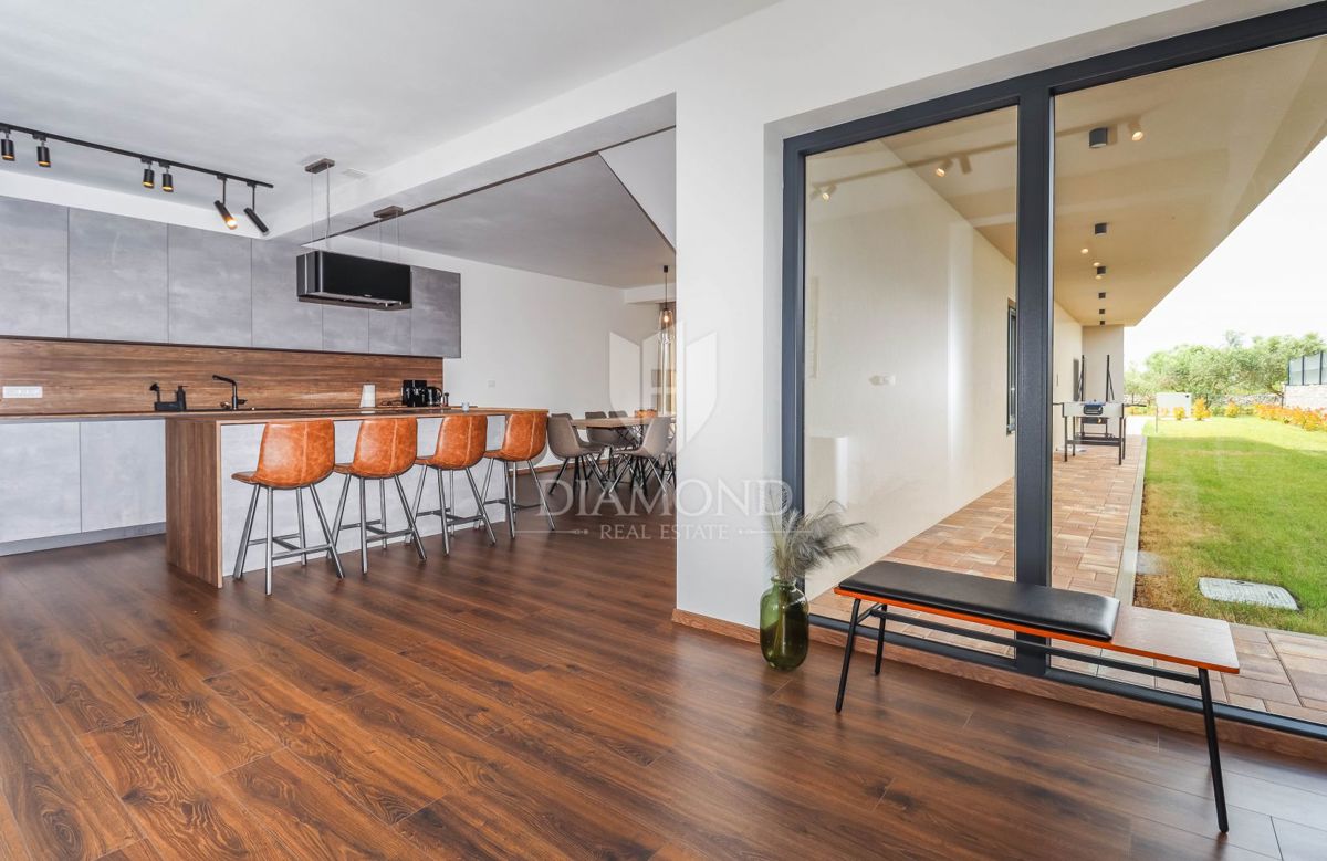 Istria, villa di lusso con piscina, 5 camere da letto