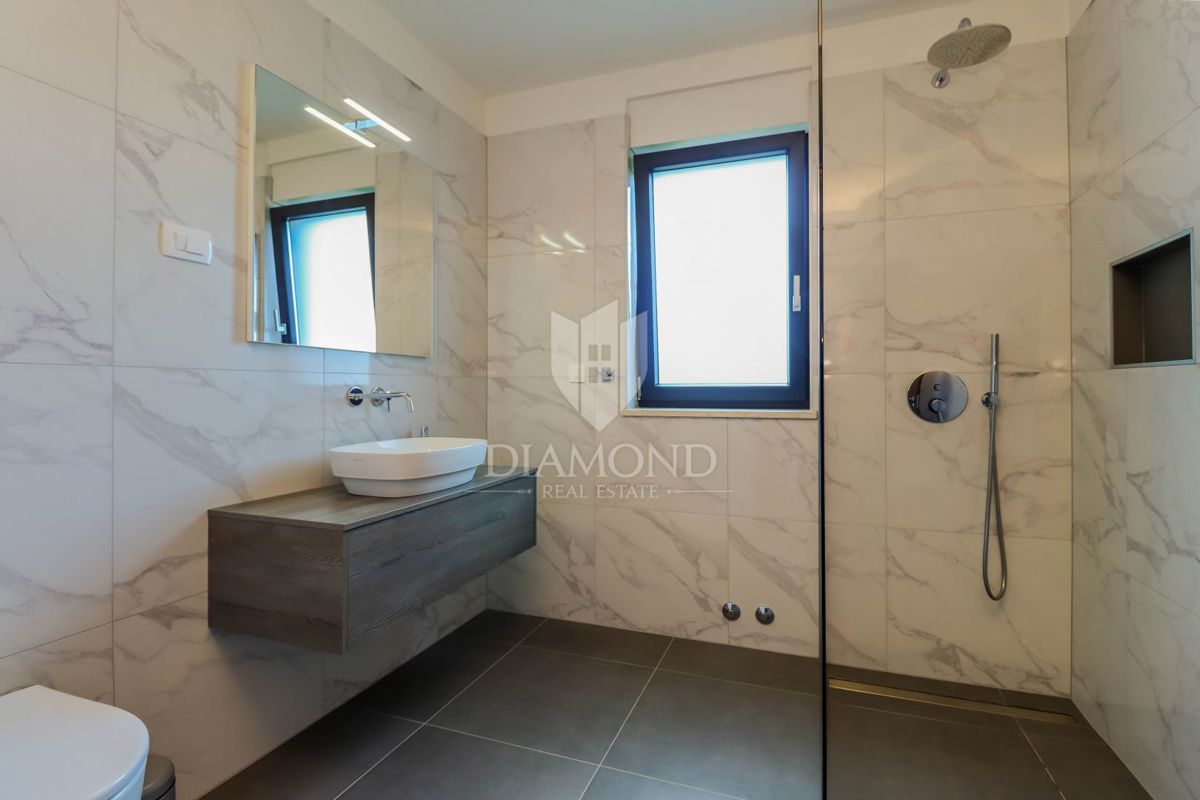 Istria, villa di lusso con piscina, 5 camere da letto