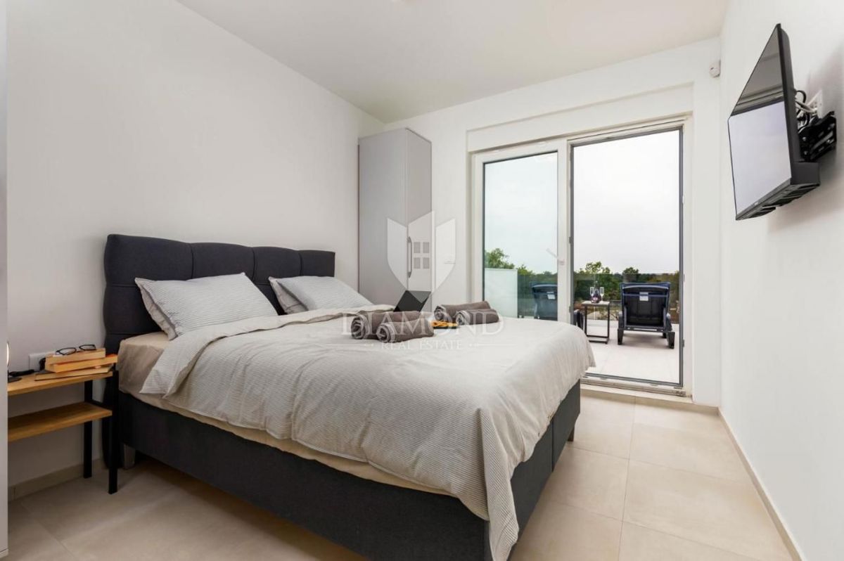 Svetvinčenat, dintorni, villa di lusso 