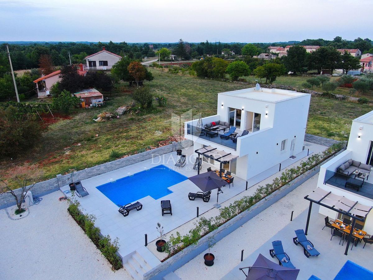 Svetvinčenat, dintorni, villa di lusso 