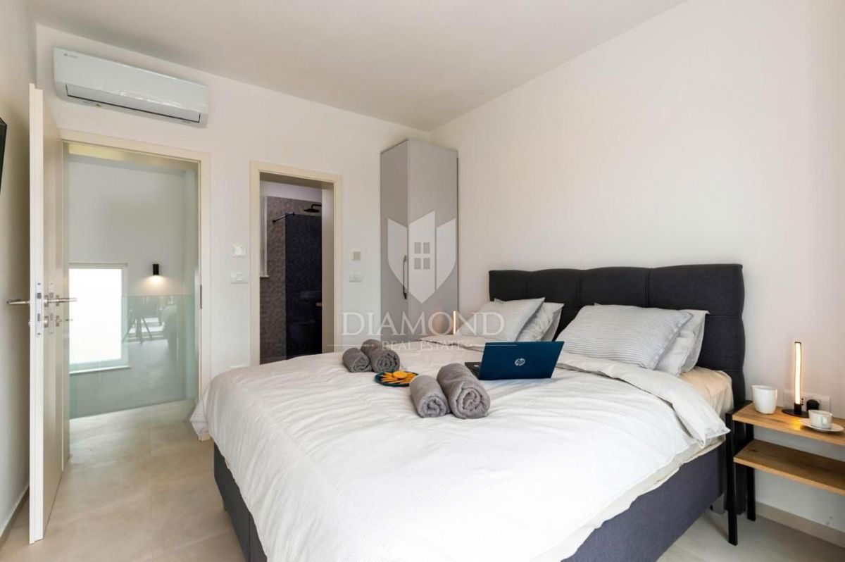 Svetvinčenat, dintorni, villa di lusso 