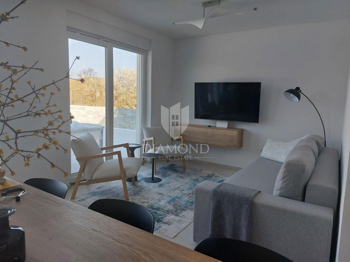 Svetvinčenat, dintorni, villa di lusso 