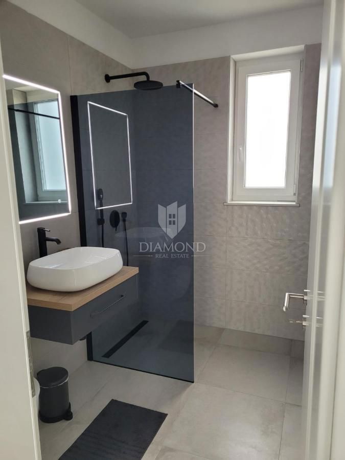 Svetvinčenat, dintorni, villa di lusso 