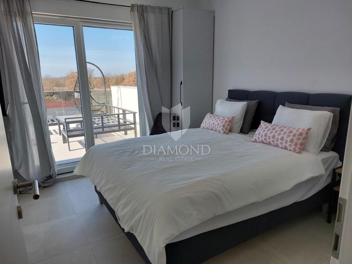 Svetvinčenat, dintorni, villa di lusso 